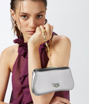 BORSETTA CLUTCH LAMINATA CON BRACCIALE DORATO