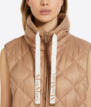 GILET IMBOTTITO IN TELA ANTIGOCCIA