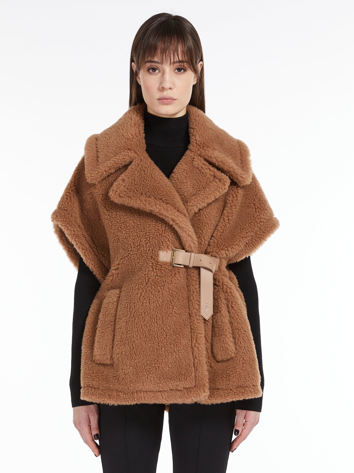 MAX MARA | CAPPA CORTA IN TESSUTO TEDDY