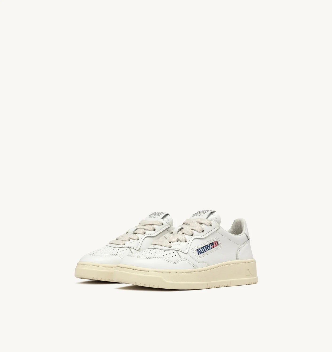 AUTRY | SNEAKERS MEDALIST LOW IN PELLE BIANCA