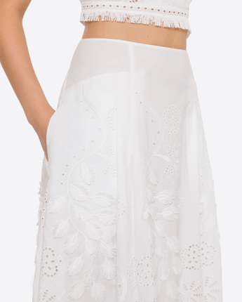 ALBERTA FERRETTI Abbigliamento e accessori GONNA LUNGA IN SANGALLO CON FIORI E FRANGE