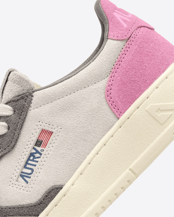 AUTRY Abbigliamento e accessori SNEAKERS MEDALIST LOW IN SUEDE GRIGIO BEIGE E ROSA