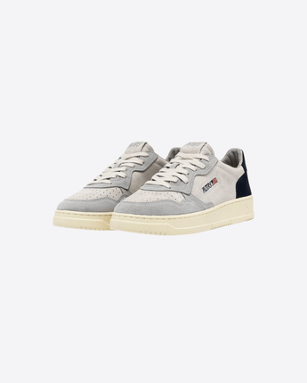 AUTRY Abbigliamento e accessori SNEAKERS MEDALIST LOW IN SUEDE GRIGIO LOFT E SPACE BLUE