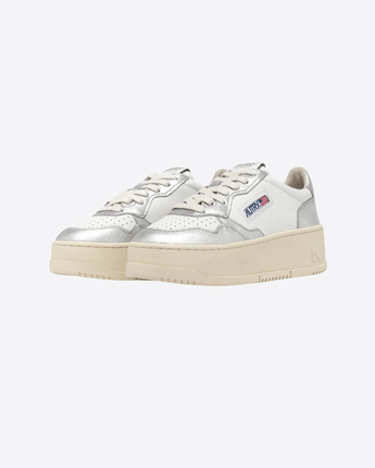 AUTRY Abbigliamento e accessori SNEAKERS MEDALIST PLATFORM IN PELLE BIANCA E METALLIZZATA ARGENTO