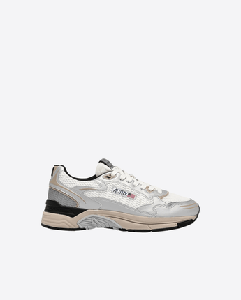 AUTRY SCARPE SNEAKERS HYPERWAY IN PELLE SINTETICA E MESH ARGENTO BIANCO E IRISH CREAM