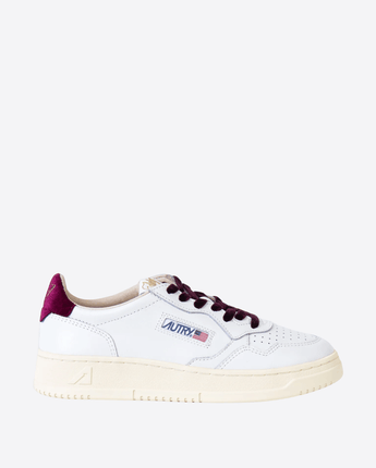 AUTRY SCARPE SNEAKERS MEDALIST LOW CON LOGO IN VELLUTO