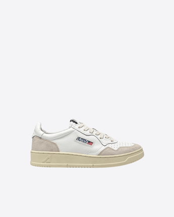 AUTRY SCARPE SNEAKERS MEDALIST LOW IN PELLE BIANCA E SUEDE BEIGE
